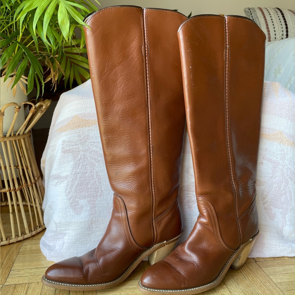 Vintage 1970’s  Frye Western High Heel Boots Womens Size 7. Rare Old Tag